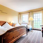 Welcome Hotel 3*