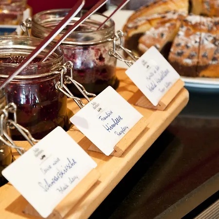 فندق Welcome ليجدين